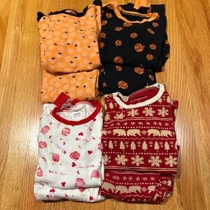 4 Pairs of Burt's Bees Kids Pajama Sets 10